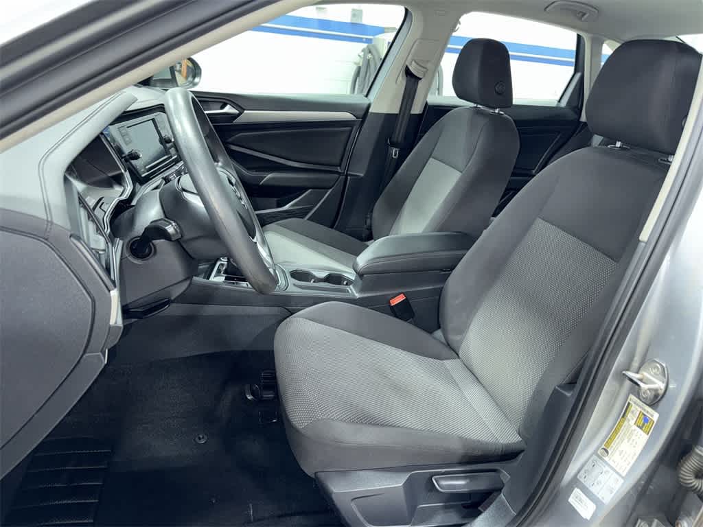 Thumbnail: 2021 Volkswagen Jetta - 15