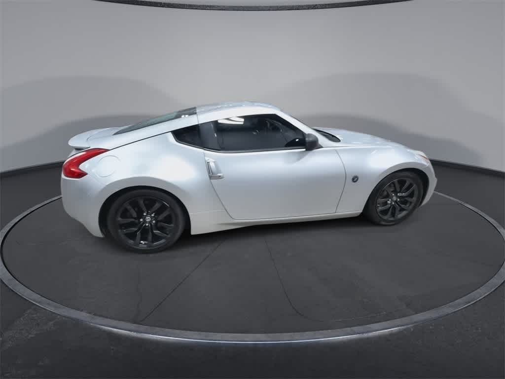 Thumbnail: 2017 Nissan Z - 9