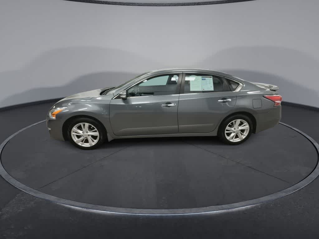Thumbnail: 2015 Nissan Altima - 5