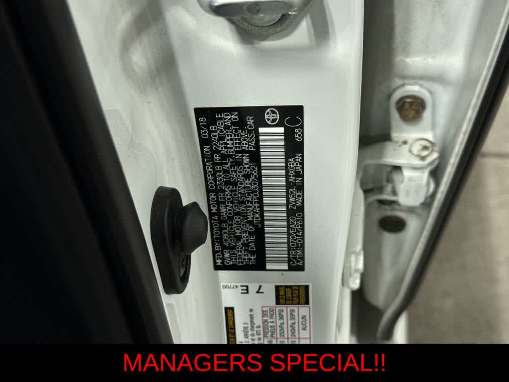 Thumbnail: 2018 Toyota Prius Prime - 14