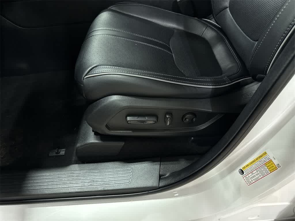 Thumbnail: 2024 Honda Pilot - 25