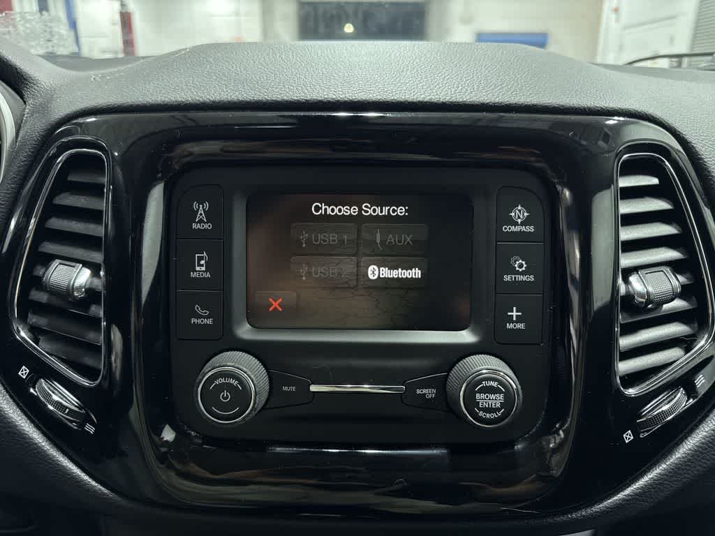 Thumbnail: 2018 Jeep Compass - 20
