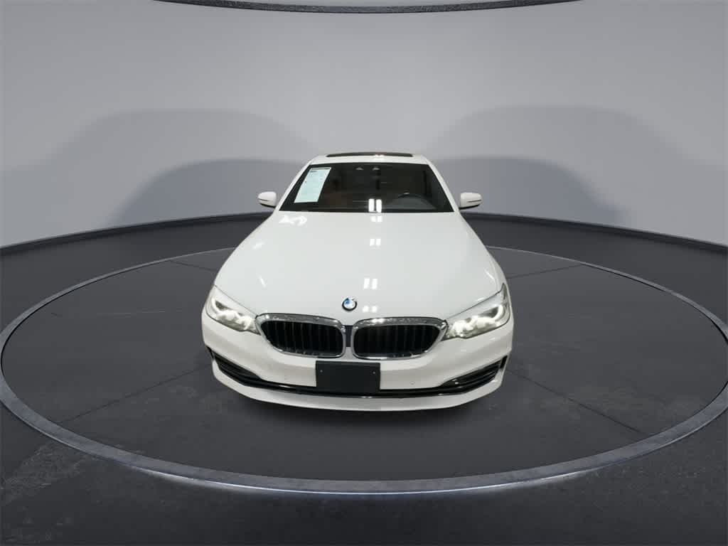 Thumbnail: 2019 BMW 5 Series - 3