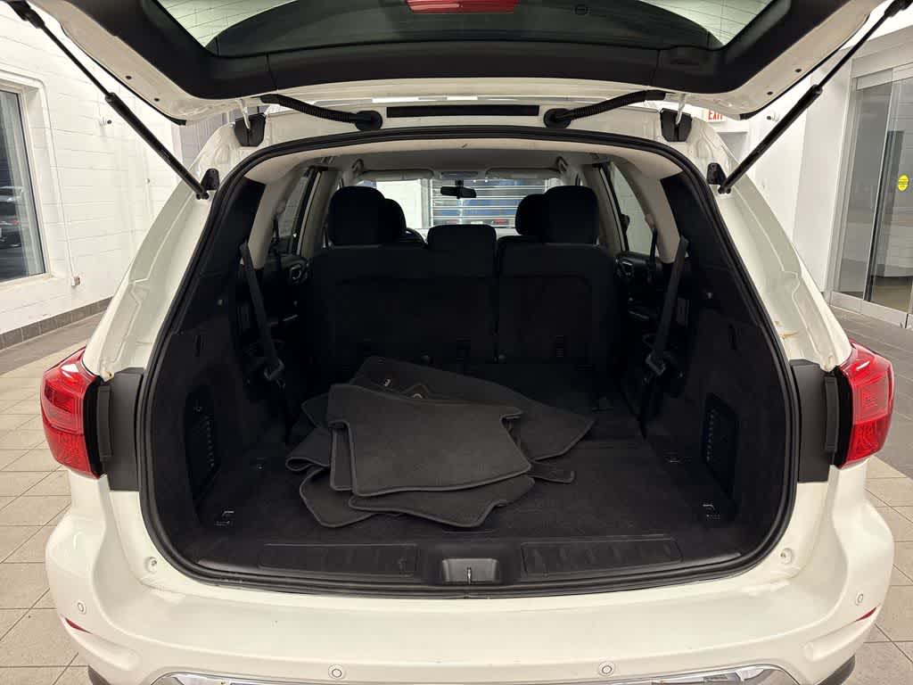 Thumbnail: 2019 Nissan Pathfinder - 11