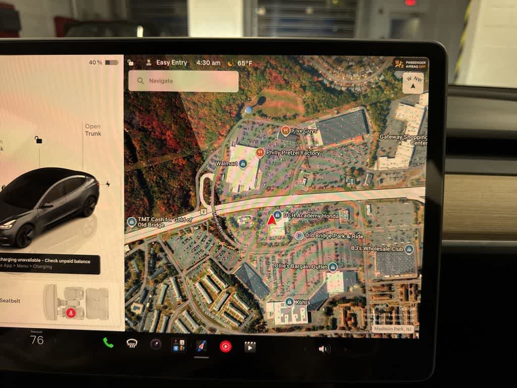 Thumbnail: 2023 Tesla Model 3 - 19