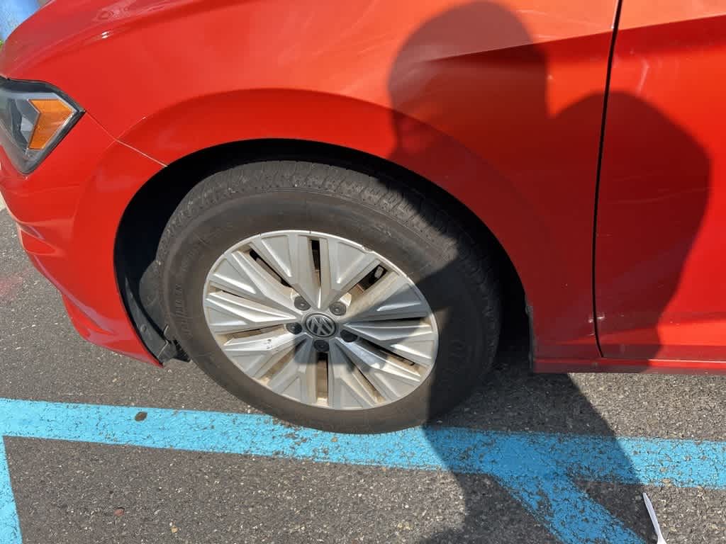 Thumbnail: 2019 Volkswagen Jetta - 11