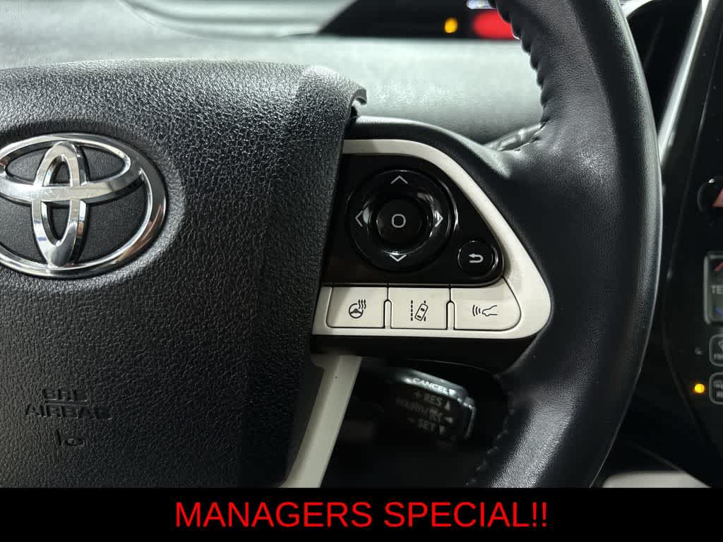 Thumbnail: 2018 Toyota Prius Prime - 35