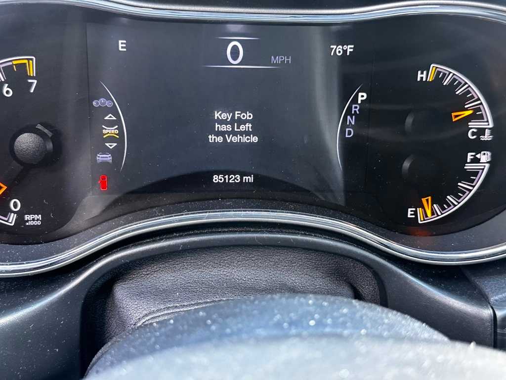 Thumbnail: 2019 Jeep Grand Cherokee - 8