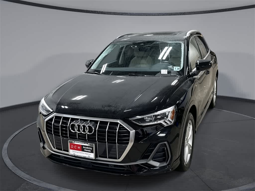 Thumbnail: 2024 Audi Q3 - 1