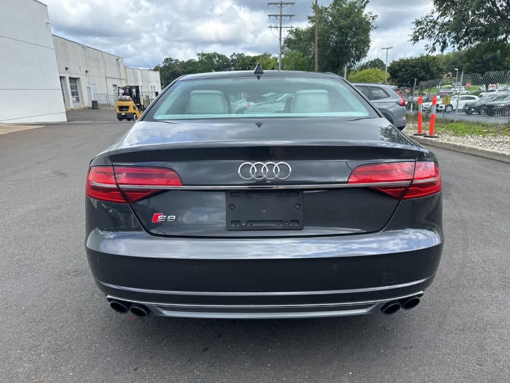 Thumbnail: 2015 Audi S8 - 4