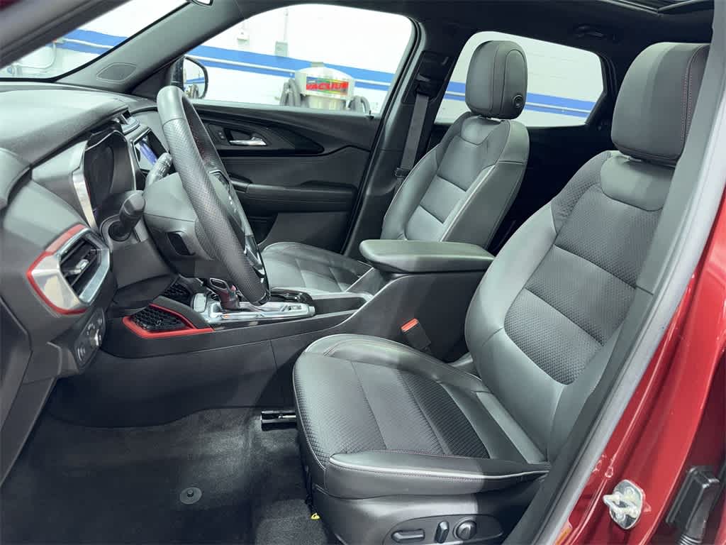 Thumbnail: 2022 Chevrolet TrailBlazer - 15