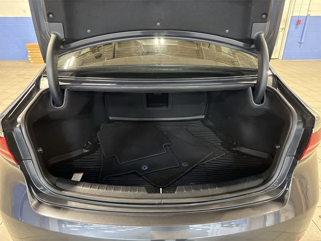 Thumbnail: 2018 Kia Cadenza - 10