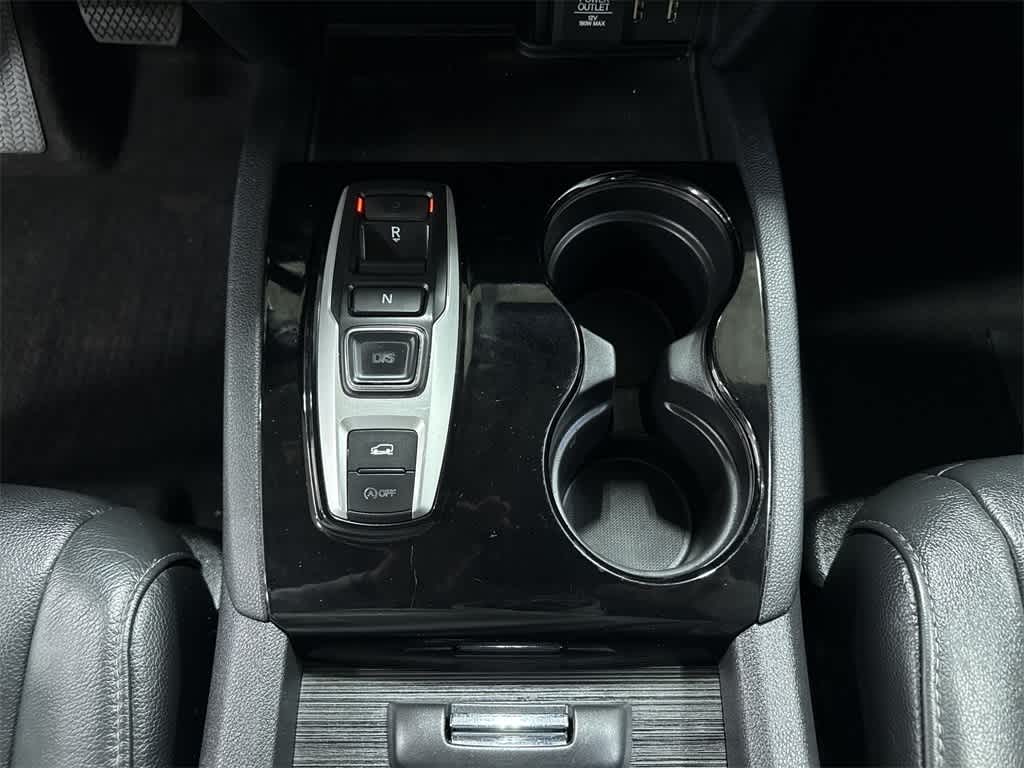 Thumbnail: 2018 Honda Pilot - 33