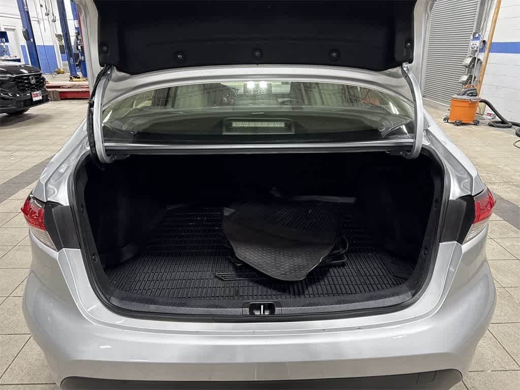 Thumbnail: 2023 Toyota Corolla - 11