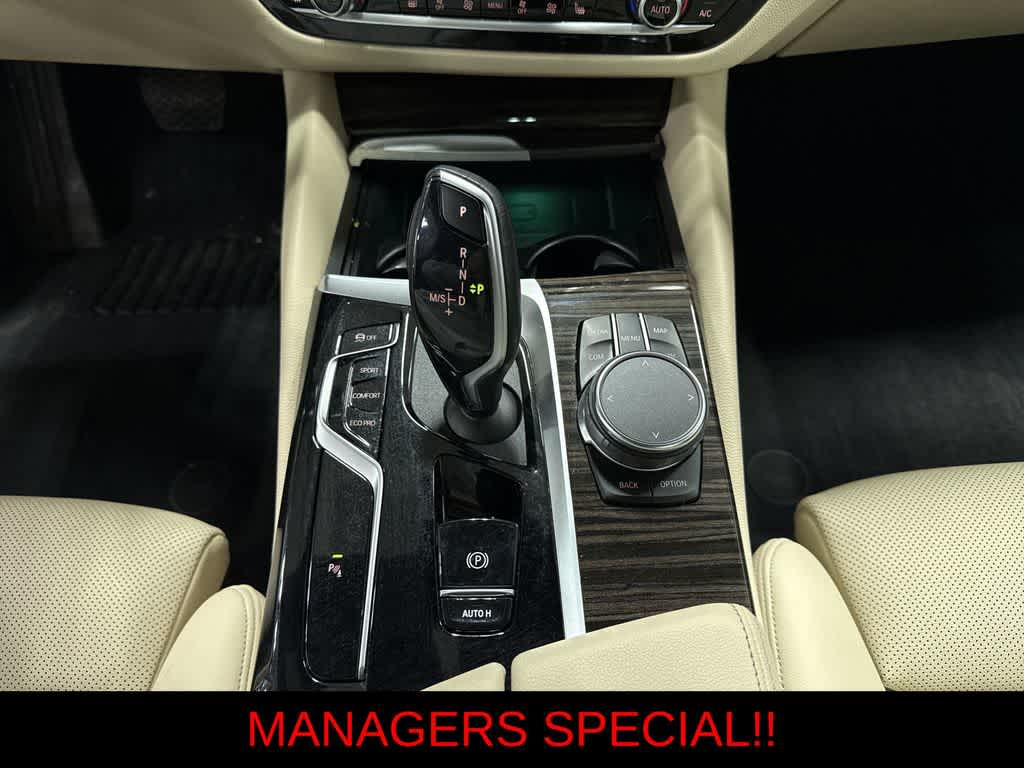 Thumbnail: 2023 BMW 5 Series - 33