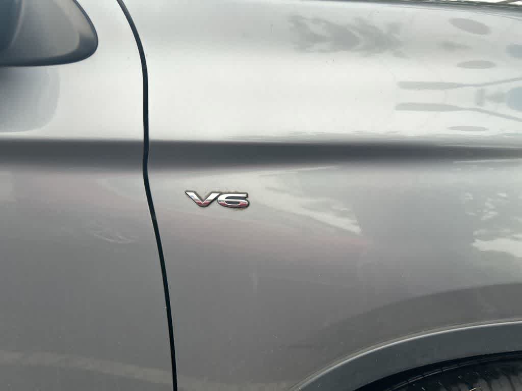 Thumbnail: 2015 Mitsubishi Outlander - 5