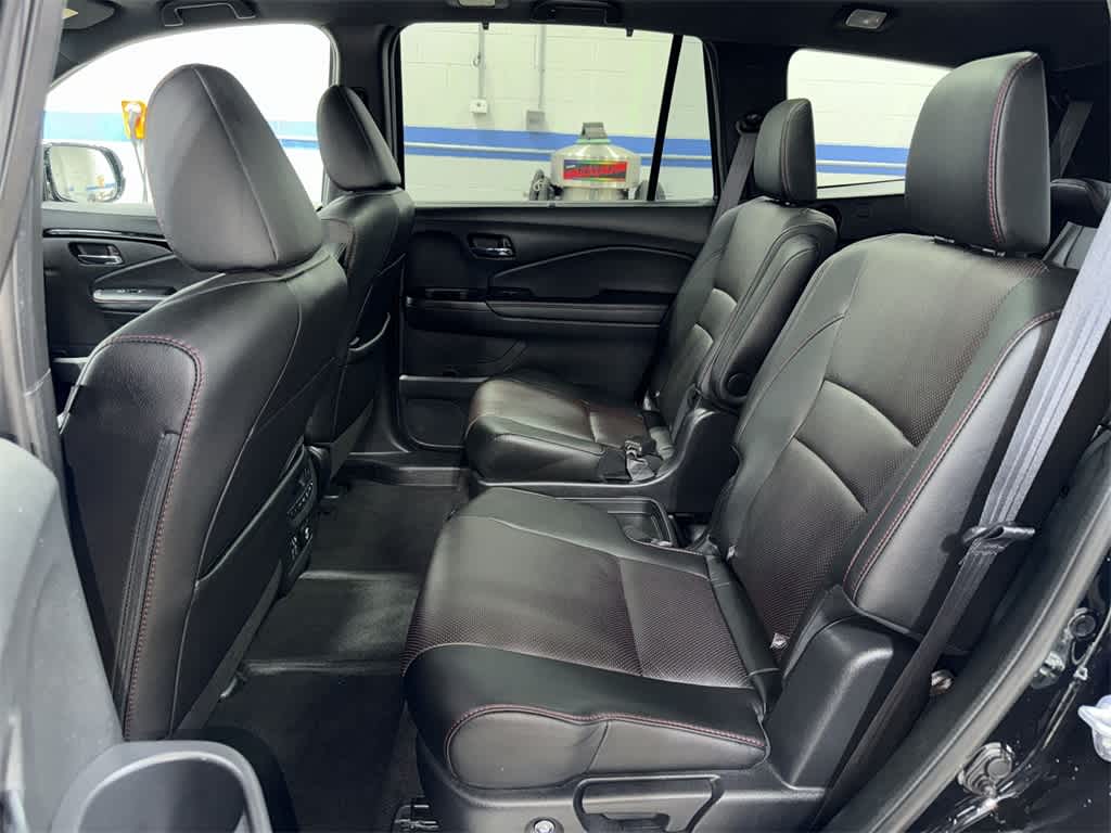 Thumbnail: 2022 Honda Pilot - 17