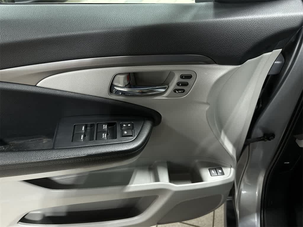 Thumbnail: 2022 Honda Pilot - 22