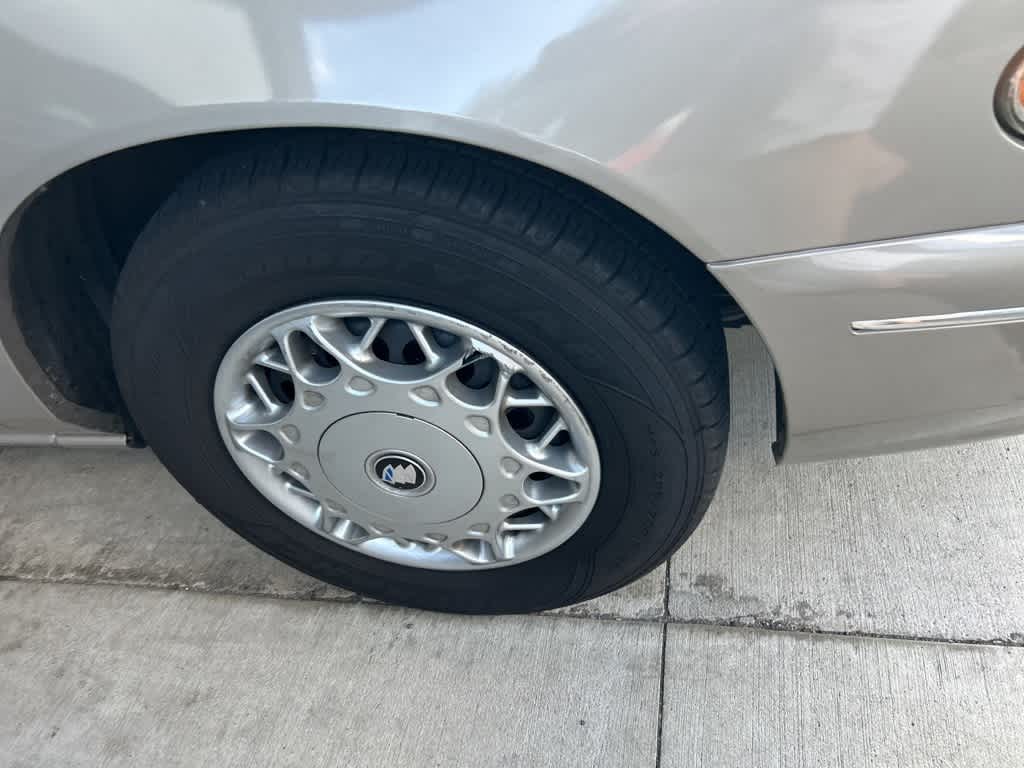 Thumbnail: 1999 Buick Century - 4