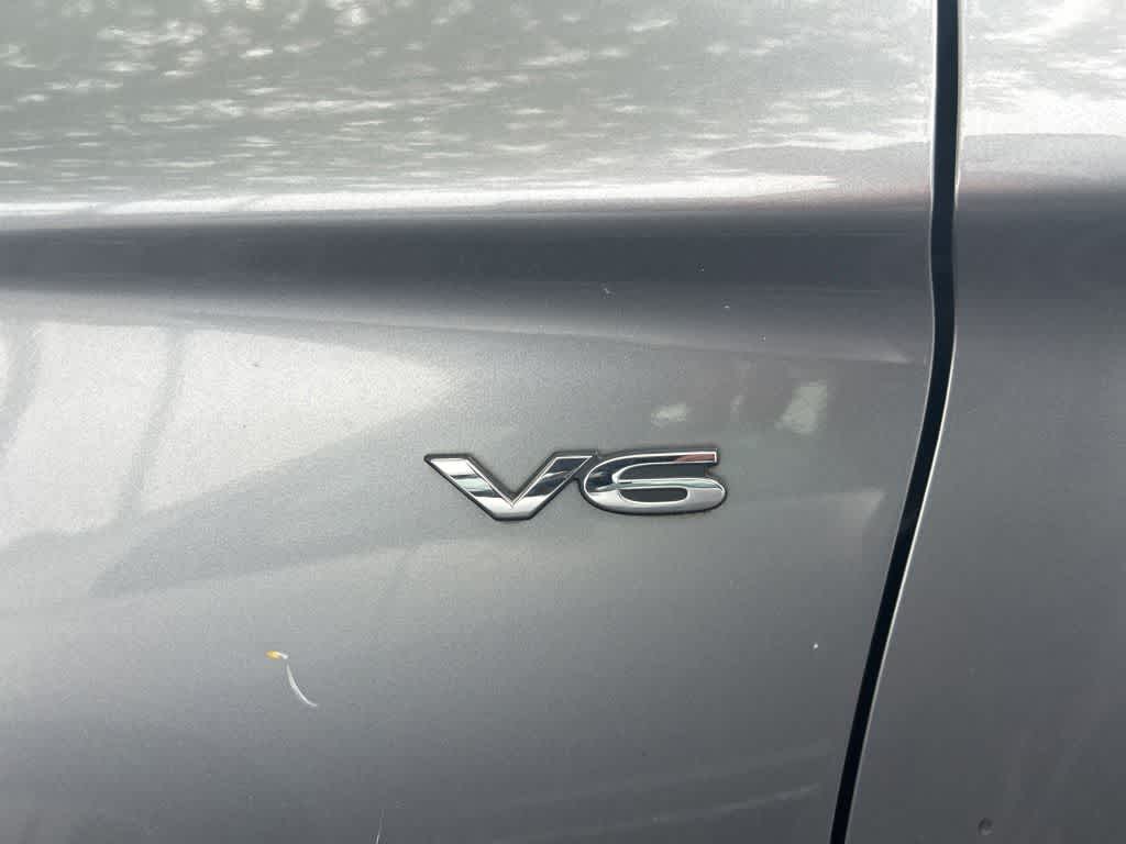 Thumbnail: 2015 Mitsubishi Outlander - 17
