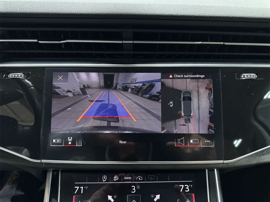 Thumbnail: 2022 Audi Q7 - 27