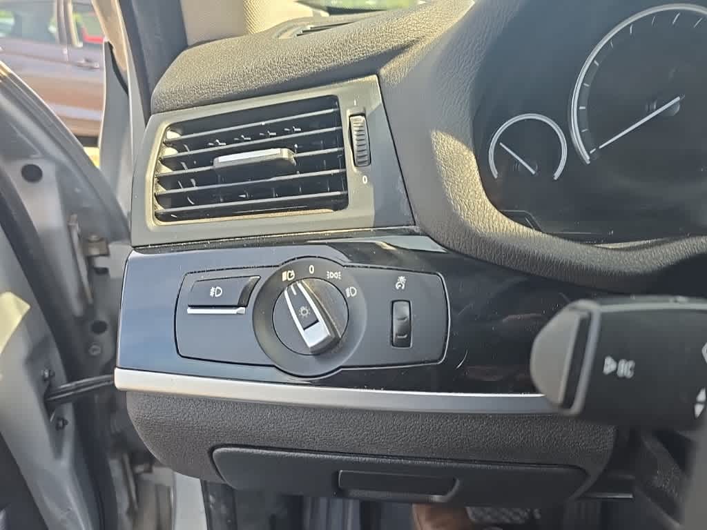Thumbnail: 2016 BMW X3 - 16