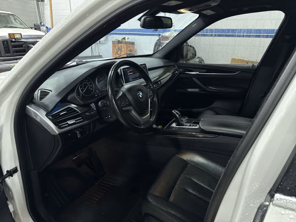 Thumbnail: 2018 BMW X5 - 30