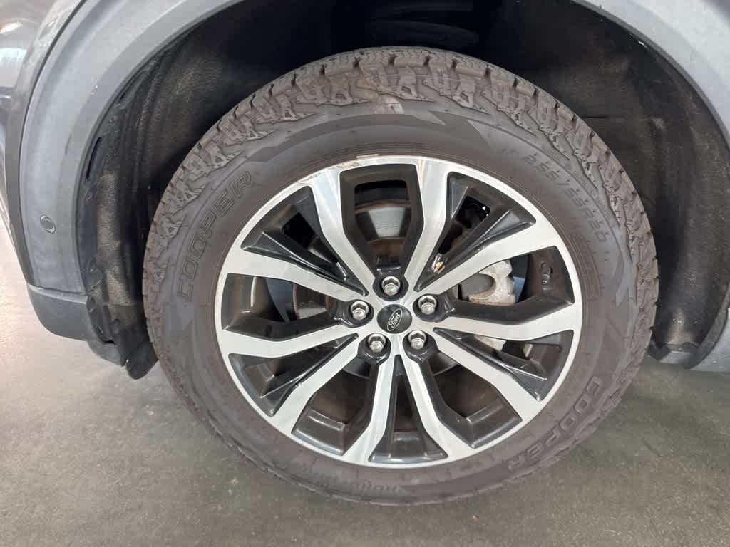 Thumbnail: 2020 Ford Explorer - 25