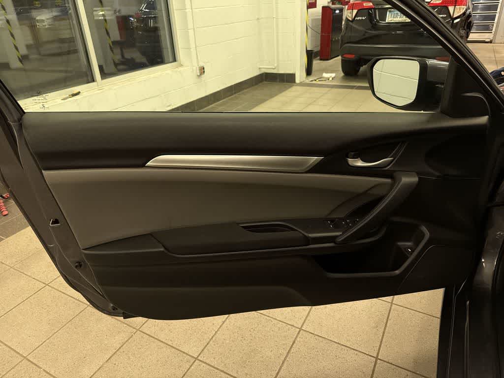 Thumbnail: 2016 Honda Civic - 26