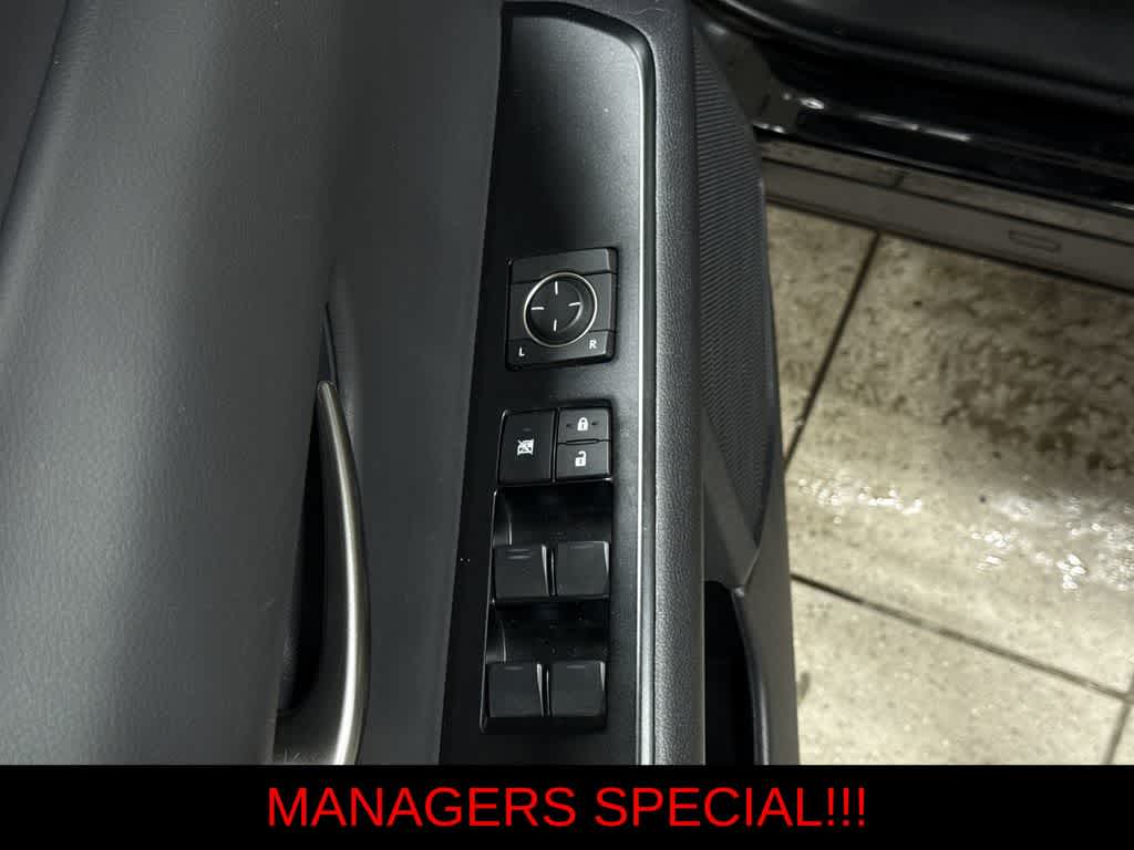 Thumbnail: 2024 Lexus UX - 22