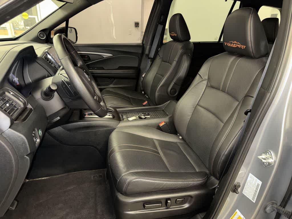Thumbnail: 2023 Honda Passport - 15