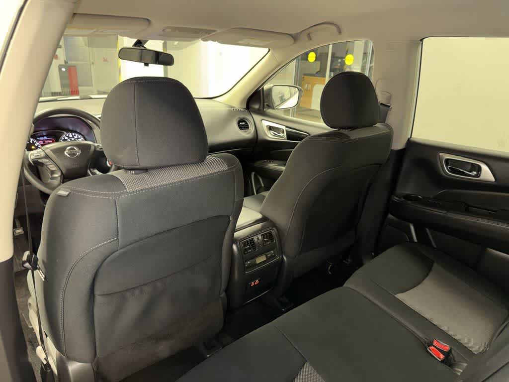 Thumbnail: 2019 Nissan Pathfinder - 27