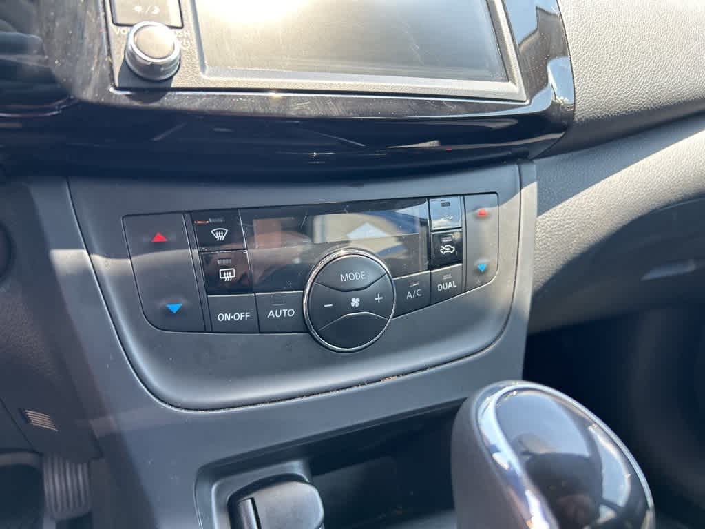 Thumbnail: 2019 Nissan Sentra - 22