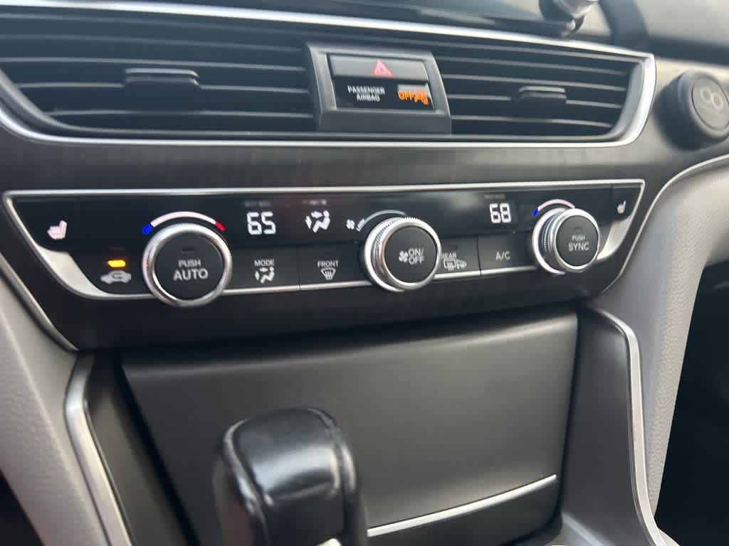 Thumbnail: 2018 Honda Accord - 18