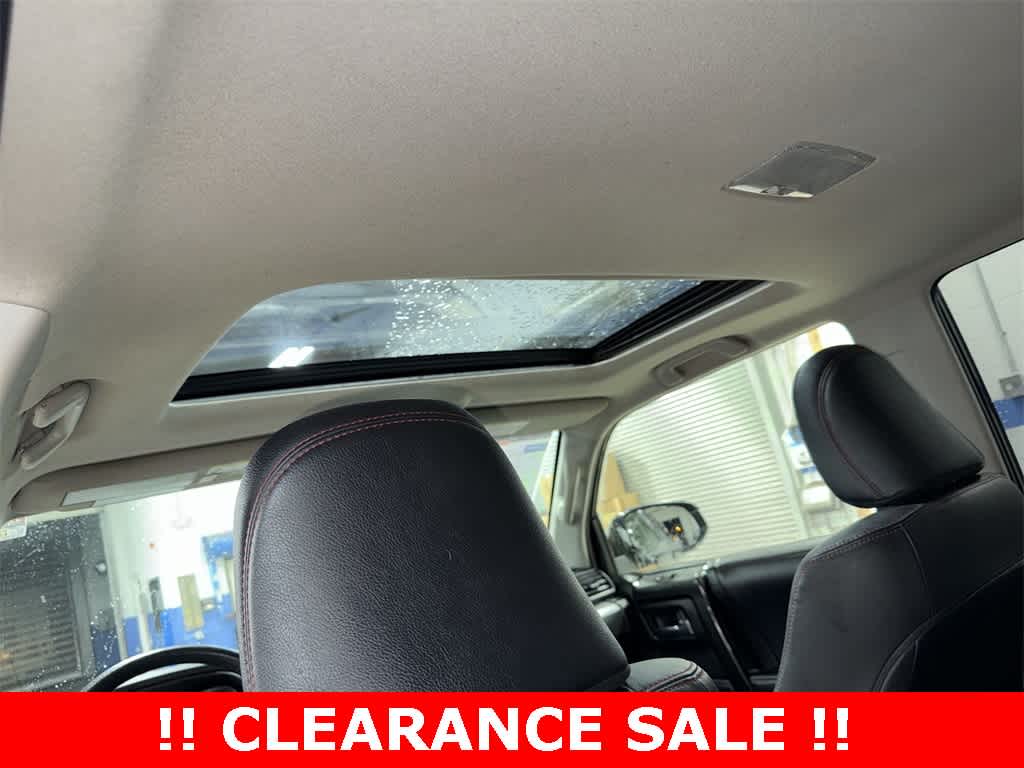 Thumbnail: 2019 Toyota 4Runner - 25