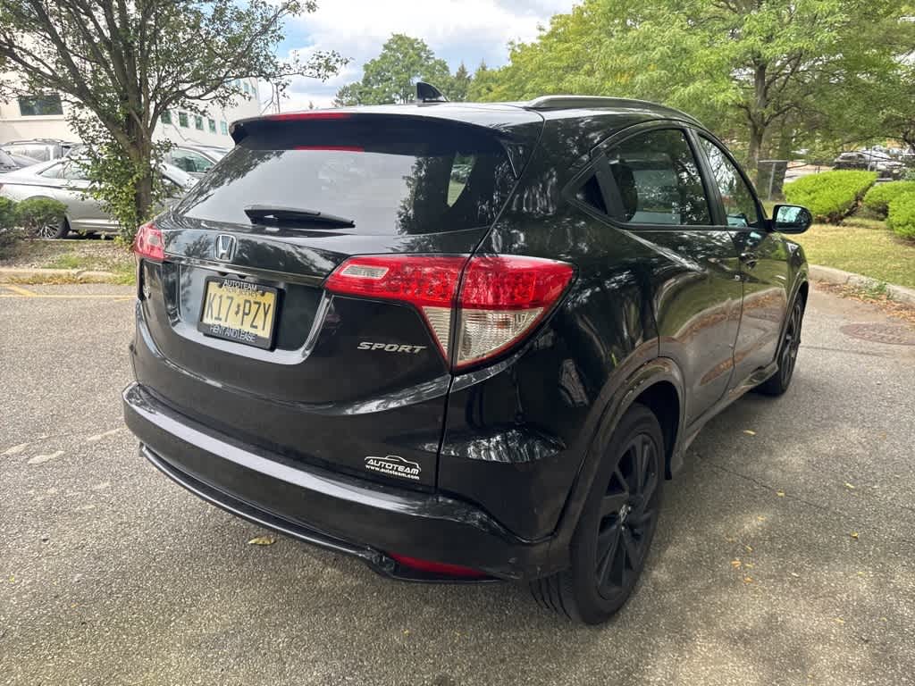 Thumbnail: 2022 Honda HR-V - 6
