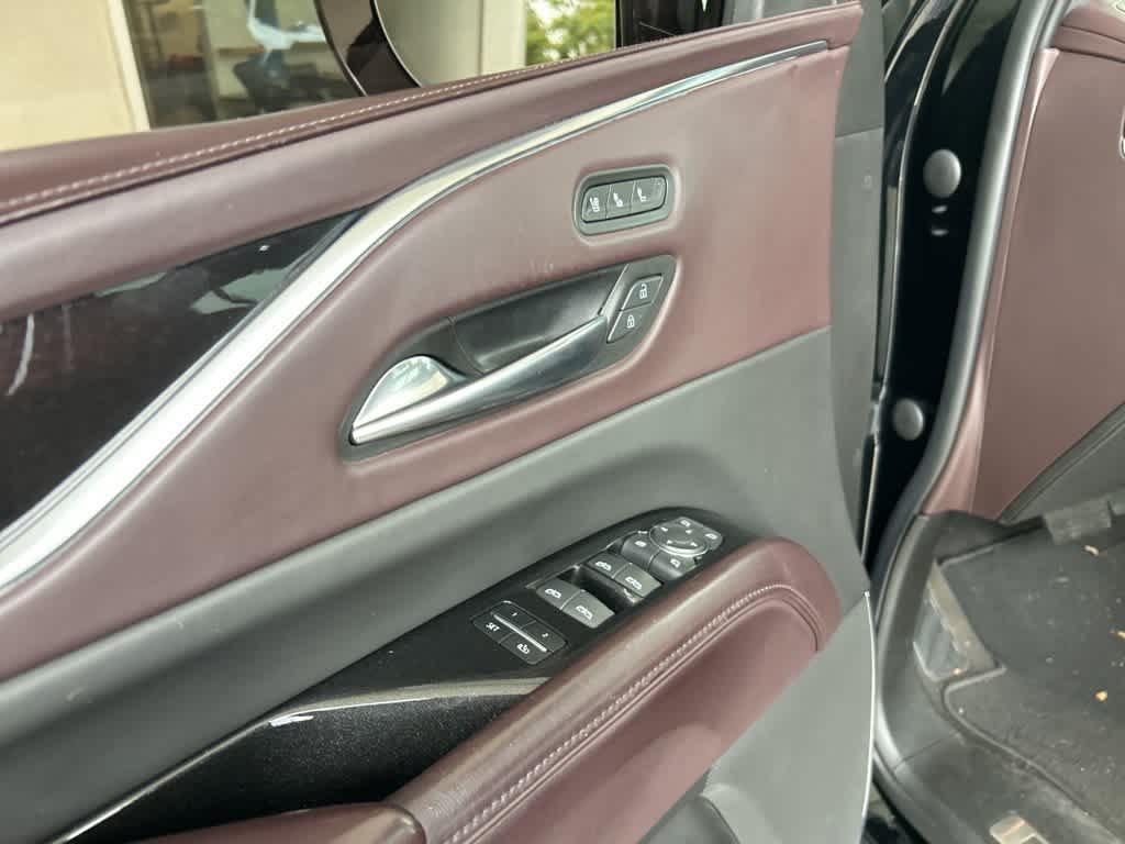 2022 Cadillac Escalade ESV Premium Luxury Platinum 14