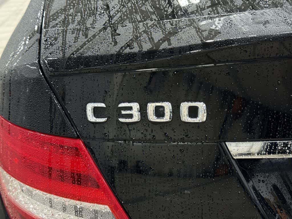 Thumbnail: 2014 Mercedes-Benz C-Class - 24