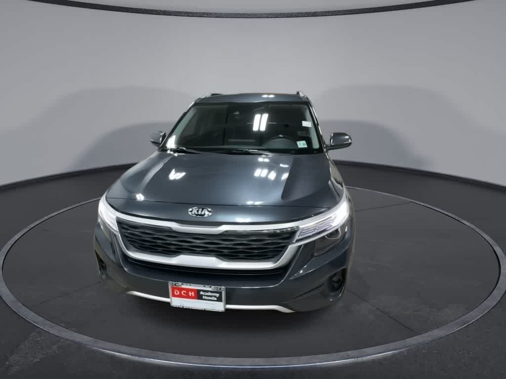 Thumbnail: 2021 Kia Seltos - 3