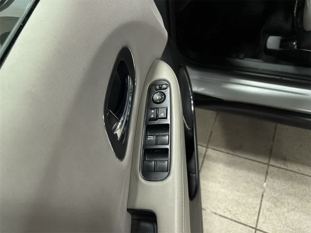 Thumbnail: 2018 Honda HR-V - 22