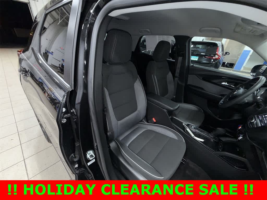 Thumbnail: 2023 Chevrolet TrailBlazer - 16