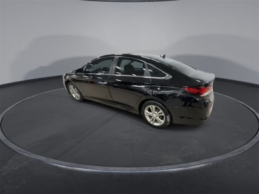 Thumbnail: 2019 Hyundai Sonata - 6