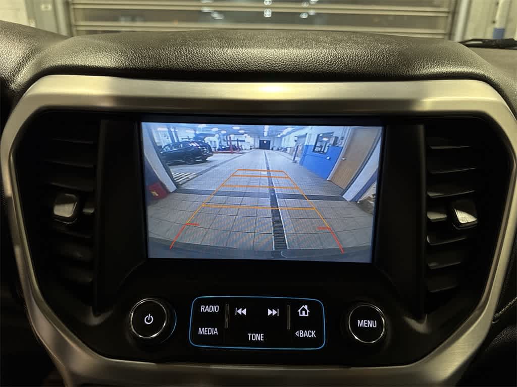 Thumbnail: 2017 GMC Acadia - 27