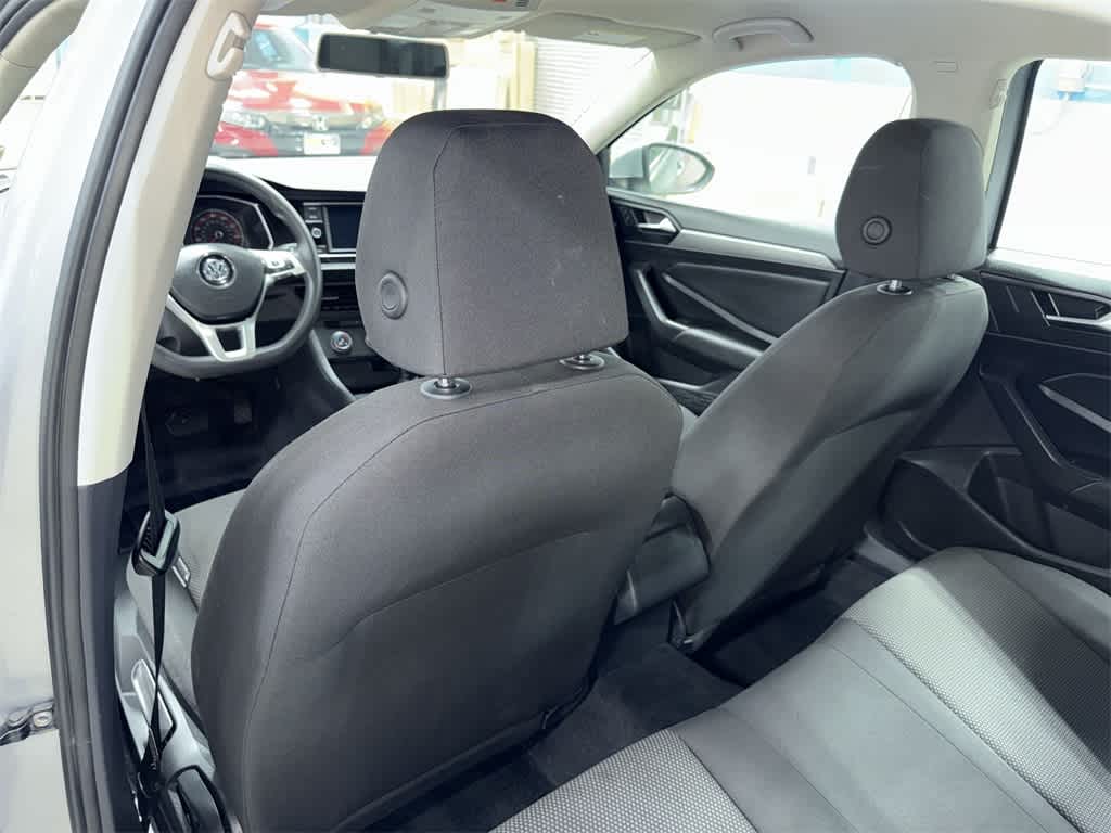 Thumbnail: 2021 Volkswagen Jetta - 25