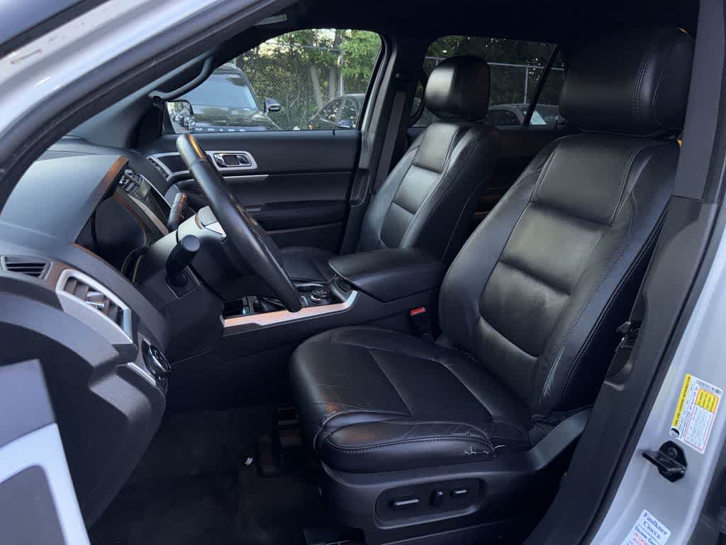 Thumbnail: 2014 Ford Explorer - 15