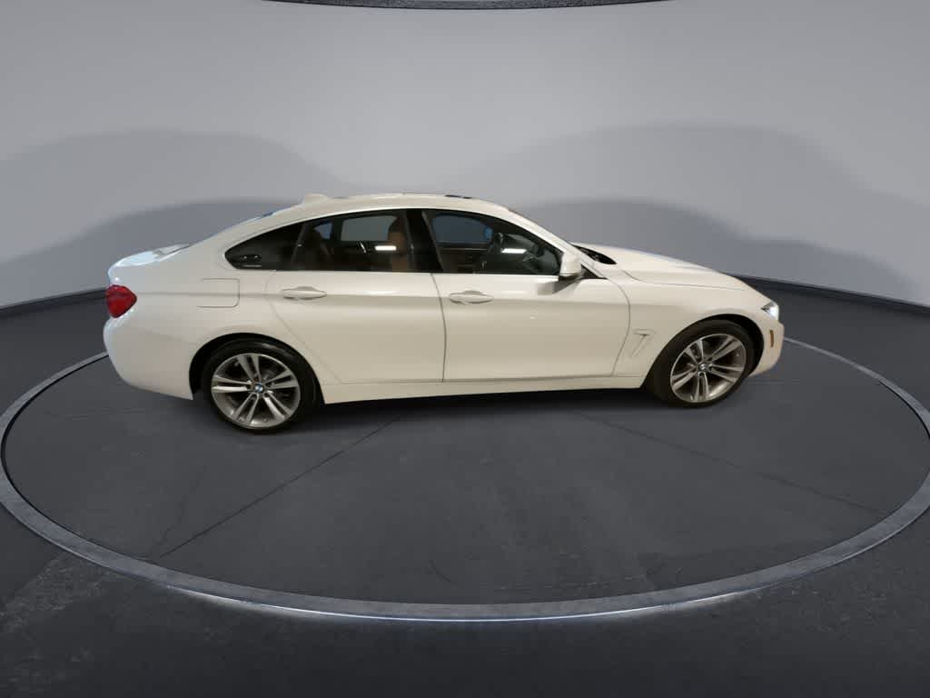 Thumbnail: 2018 BMW 4 Series - 9