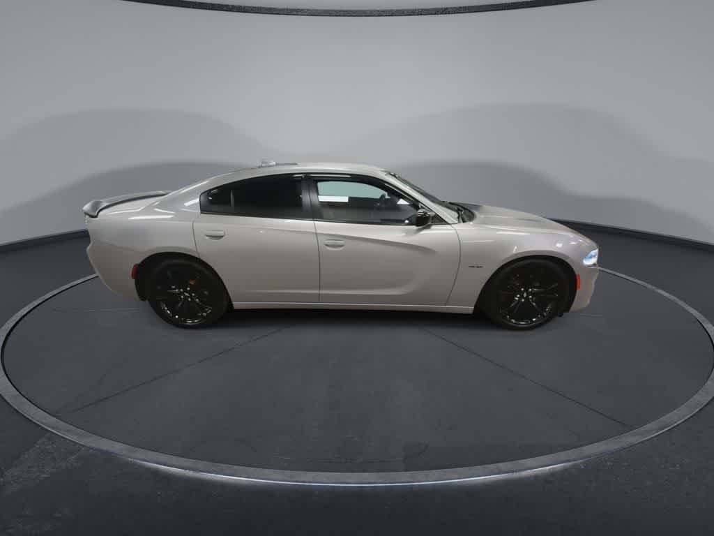 Thumbnail: 2017 Dodge Charger - 9
