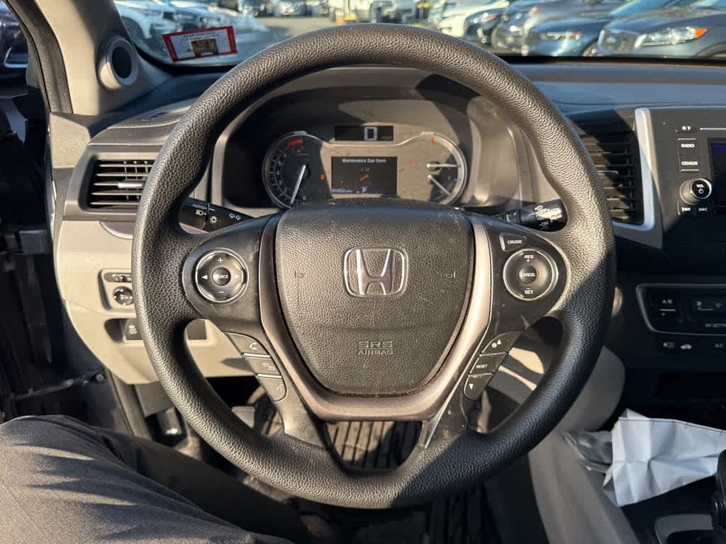 Thumbnail: 2016 Honda Pilot - 9