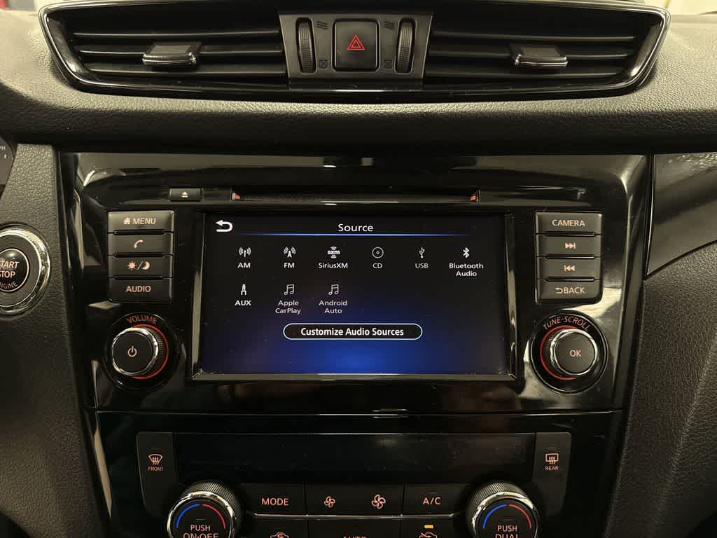 Thumbnail: 2020 Nissan Rogue Sport - 20