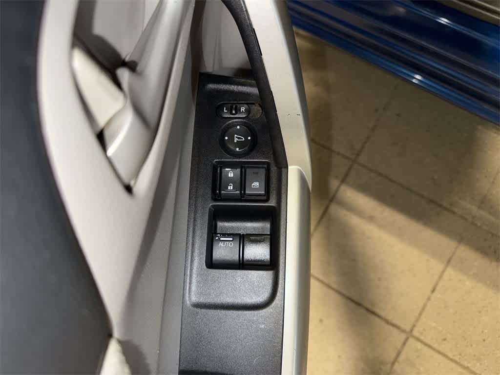 Thumbnail: 2013 Honda Civic - 21